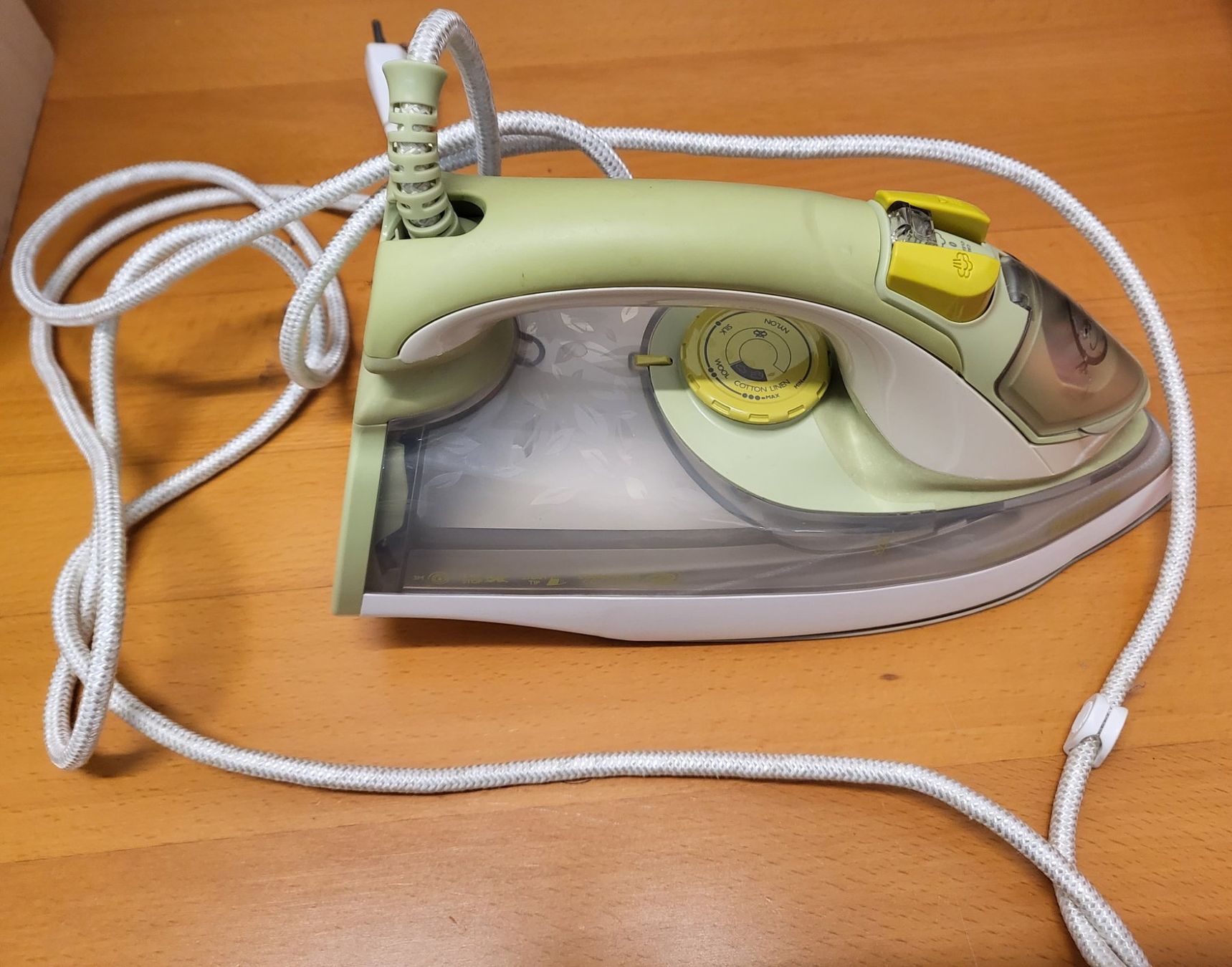 Philips Ferri da stiro: Bügeleisen Philips – Usato da Brütten venduto da Diana098