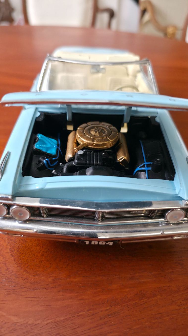 Ford Voitures modèles: Modellauto Cabriolet Oldtimer – hellblau – D'occasion à Ostermundigen par CarmineHome 7