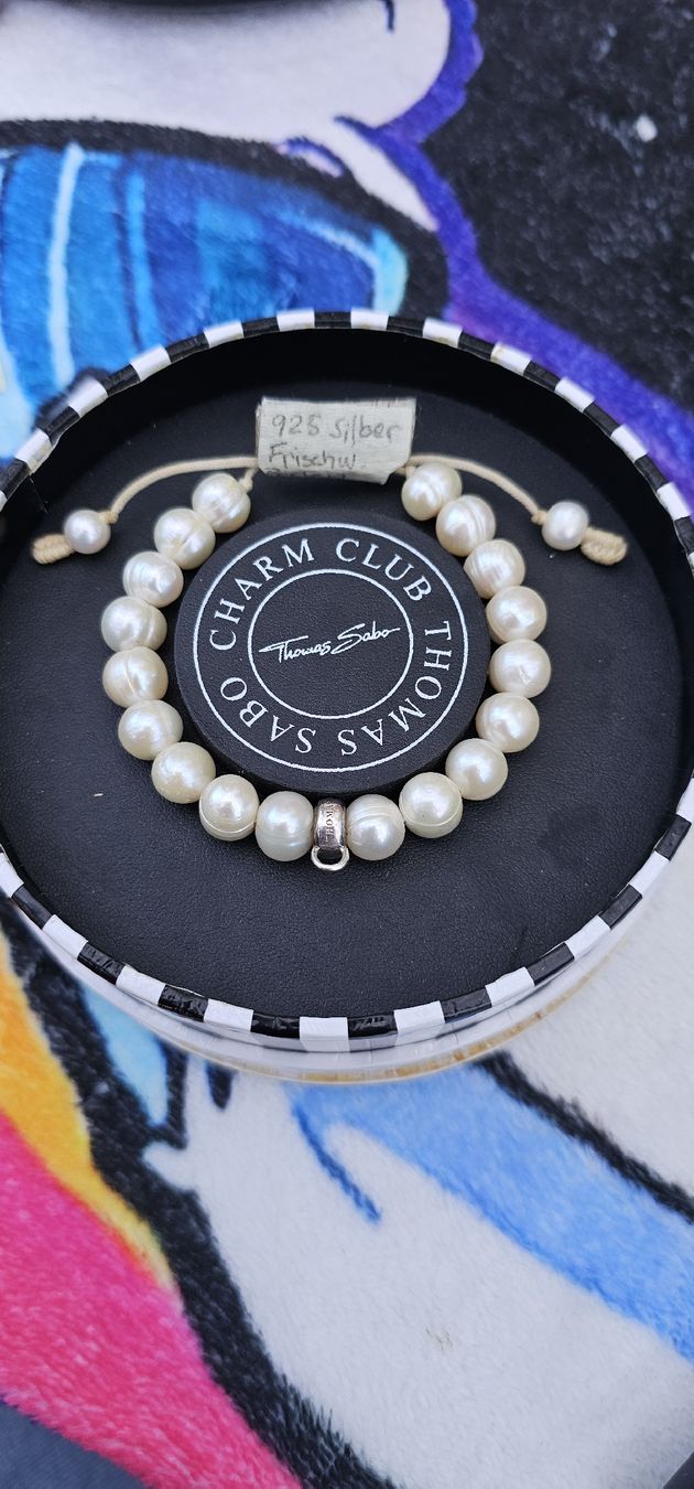 Thomas Sabo Altri gioielli: Thomas Sabo 18 Charms und 2 Armbände – Usato da Ostermundigen venduto da Secundo_Hand 4