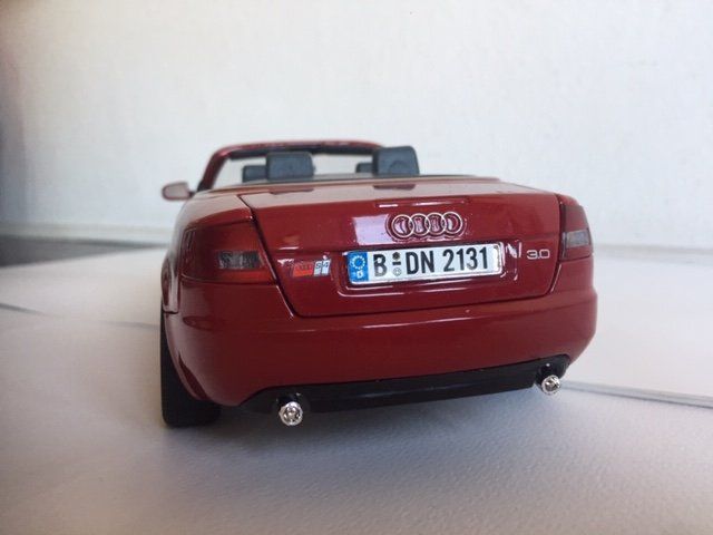Audi Modellautos: Audi S4 cabriolet - scala 1/18 - nuova – Neu und originalverpackt aus Vacallo von pulliver25 5