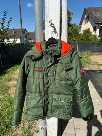 Trollkids Winterjacke Kinder Gr. 164 oliv Kapuze abnehmbar