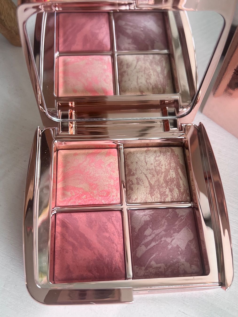 Make-up: Hourglass Ambient Lighting Edit Flushed Edit Blush Palette – Nuovo (secondo la descrizione) da Effretikon venduto da YaMn 5