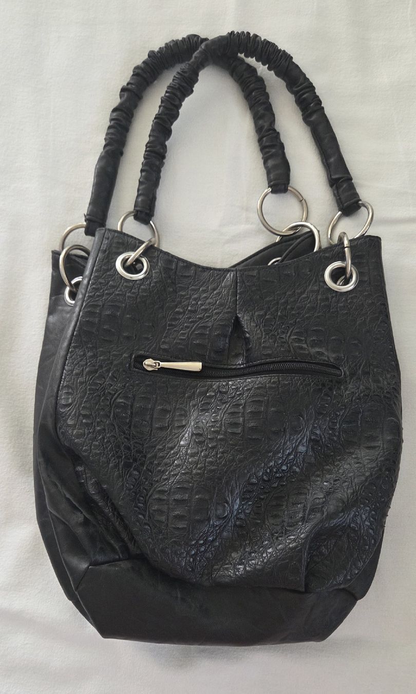 Borse da donna: Schwarze Damen  – Usato da Belp venduto da mar_wyp6 1