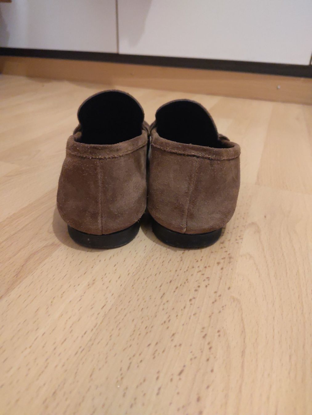Zara Scarpe da donna: Mokasin aus Veloursleder – Usato da Luzern venduto da Carmen.Steiger 2