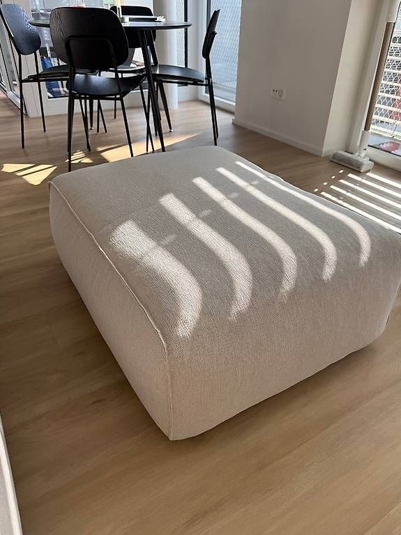 Sofas: Sofa Beige inkl. Hocker | Studio Copenhagen – Gebraucht aus Basel von Luisa_b 1