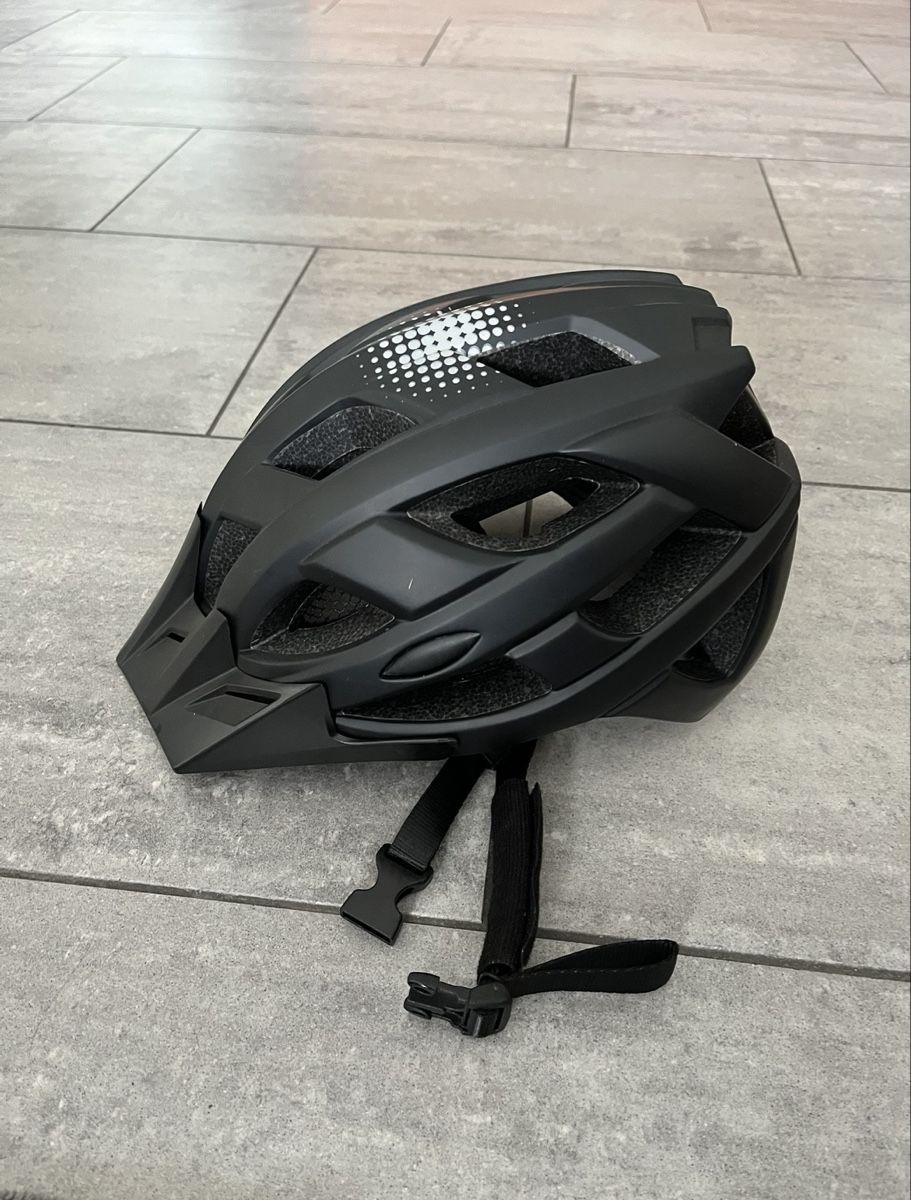 Helme: Fahrradhelm - Gr. L 58-61cm – Gebraucht aus Escholzmatt von Sarah_