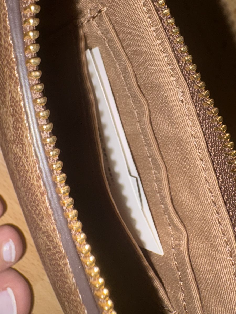 Coach Borse da donna: Coach Wristlet  braun mit Monogramm neu – Nuovo e nell'imballaggio originale da Schaan venduto da Filipipa 4