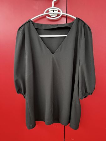 Top Sisley noir taille M