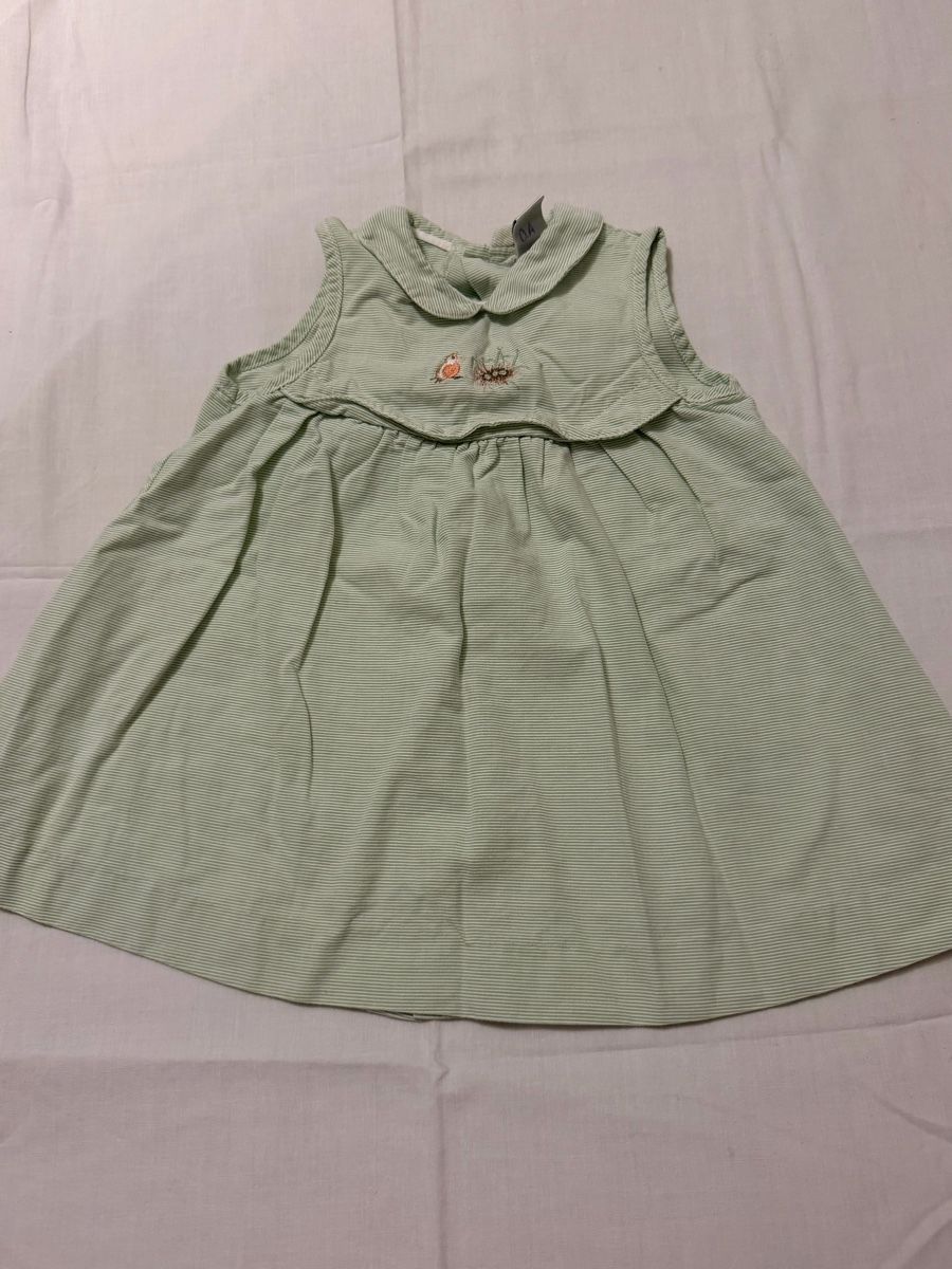 Vestiti & Gonne: Jolie robe d'été à rayures vertes taille 86 – Usato da La Chaux-de-Fonds venduto da Sabinchenn