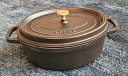 Staub Cocotte aus Gusseisen, Top-Zustand! Bis 29/10 dann weg