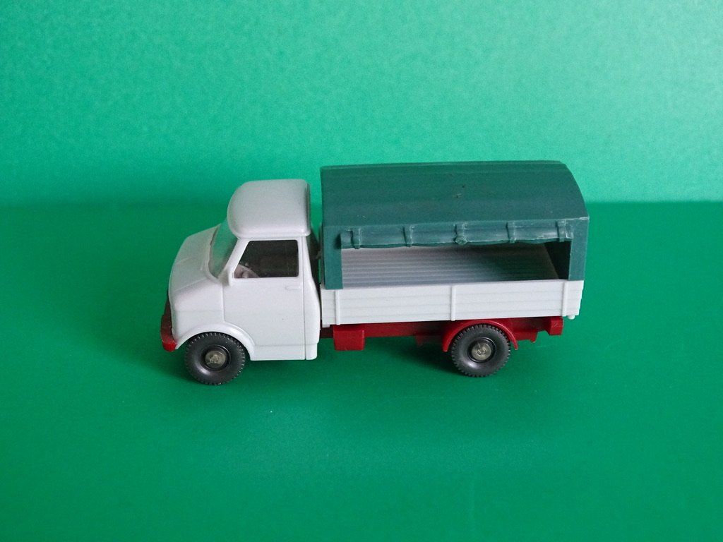 Wiking Modellini d'auto: Bedford von Wiking 1/87 – Usato da Bretzwil venduto da Meex 2
