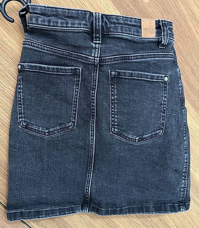 Gonne: schwarzer Jeansrock – Usato da Gais venduto da T_iziana 1