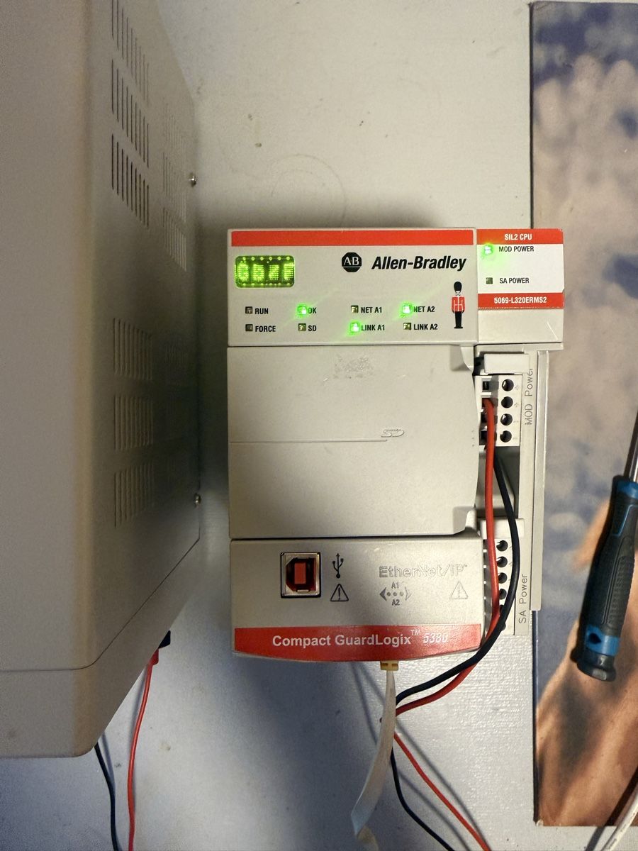 Componenti elettronici: Allen-Bradley 5069-L320ERMS2 PLC – Usato da Ependes VD venduto da Nontha 2