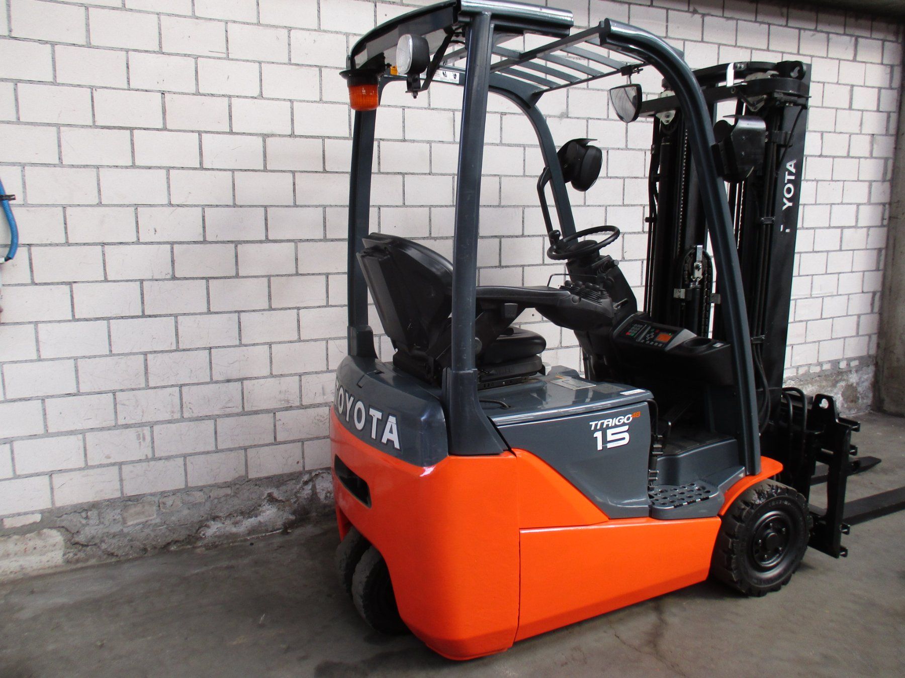 Toyota Carrelli elevatori e a forche: STAPLER TOYOTA 8FBE 15  ELEKTRO GABELSTAPLER – Usato da Seon venduto da zomahandel 5
