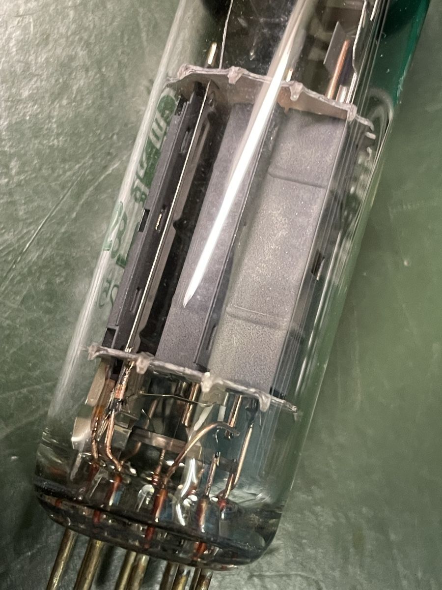 Componenti elettronici: ECL82 Röhre  – Nuovo e nell'imballaggio originale da Oftringen venduto da Jradioman 2