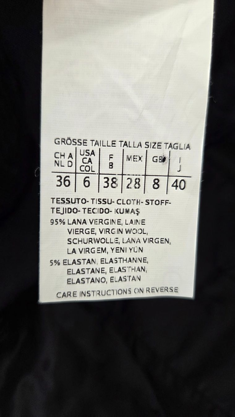 Max Mara Pantaloni: Max Mara Weekend Cigarette Stretch 36, Schurwolle – Usato da Fislisbach venduto da Maieriisli25 4
