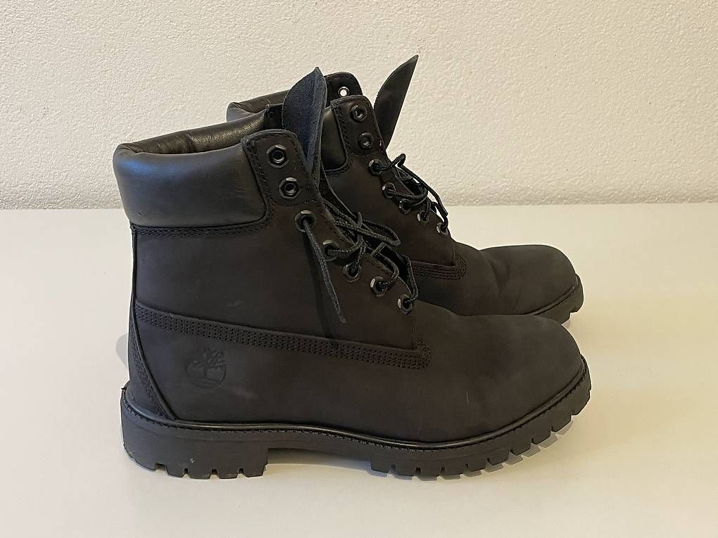 Scarpe da uomo: Timberland Boots - Chaussures Noires – Usato da Gland venduto da Khazmur1 1