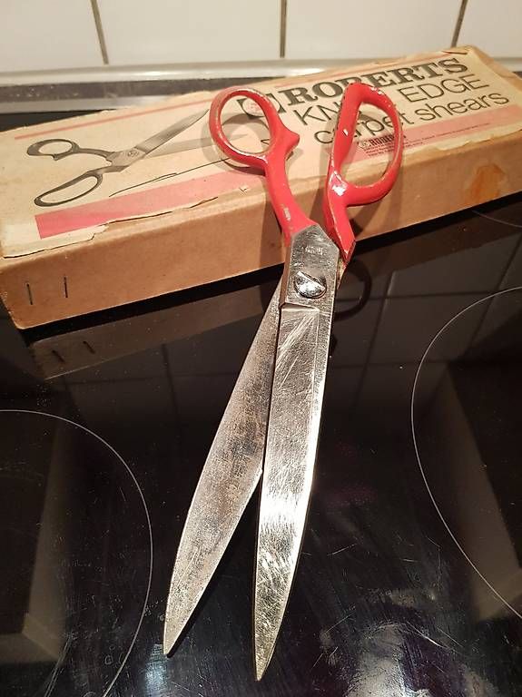 Solingen Tutti gli attrezzi: Profi Schneiderschäre ROBERTS KNIFE EDGE Solingen – Usato da Langenthal venduto da sar_nm7g