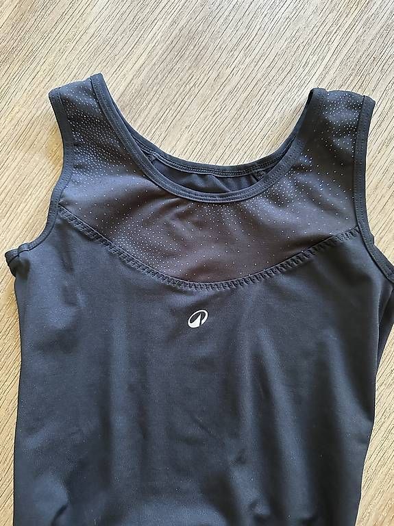 Decathlon Ensembles: Turnanzug, Turntrikot , 134 – D'occasion à zürich par majasimone 3