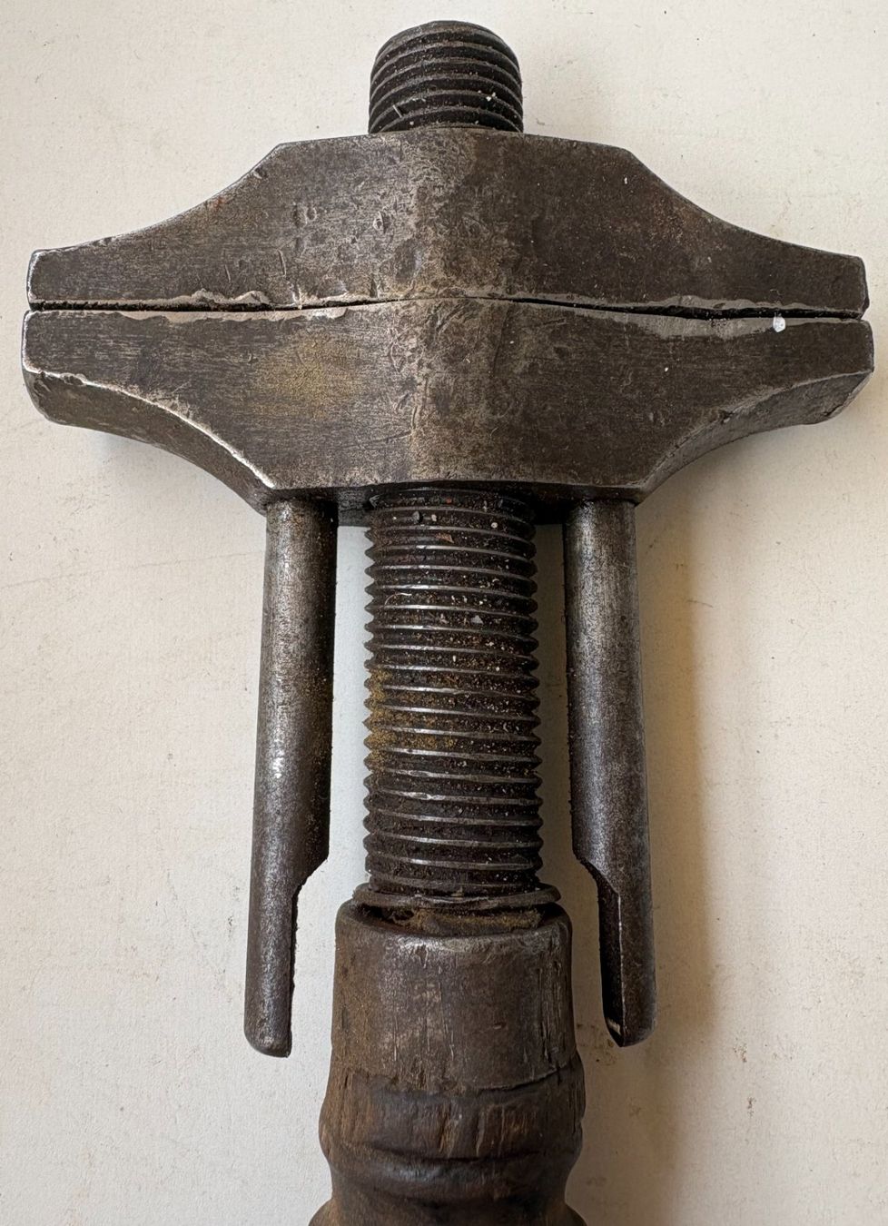 Tous les outils: ANTIKES WERKZEUG – D'occasion à Ostermundigen par wini63 1