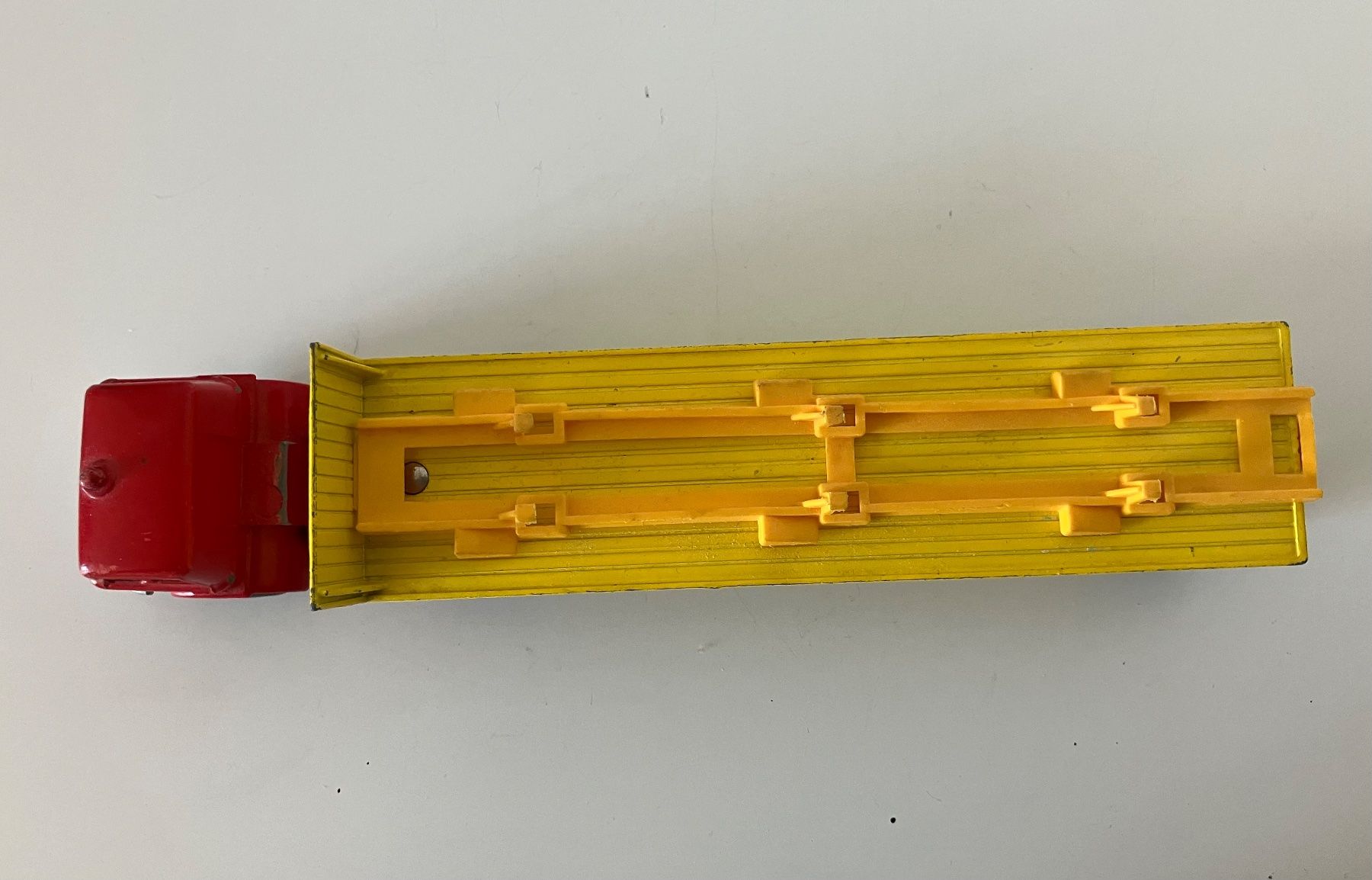 Matchbox Modellini d'auto: Matchbox Super Kings K-20 Renntransporter – Usato da Zürich venduto da Kue_Zuerich 1