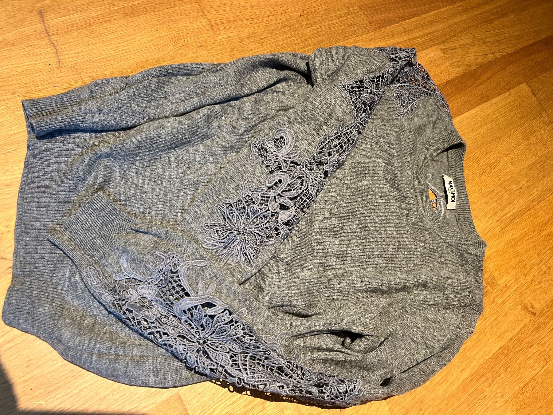 Max & Moi Pulls & Sweat-shirts: Kaschmir Pullover Max et moi – D'occasion à Luterbach par time11