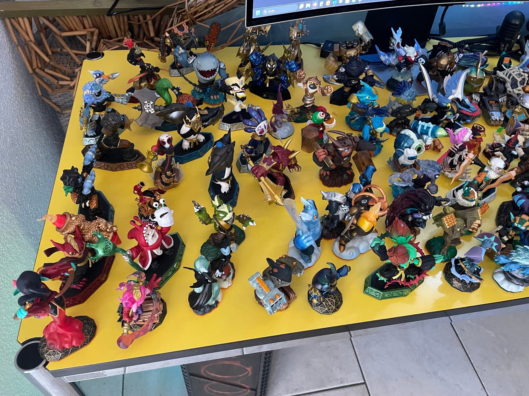 Statuette: (Sammelfiguren) Skylanders – Nuovo (secondo la descrizione) da Tegerfelden venduto da gar_p2kl 1
