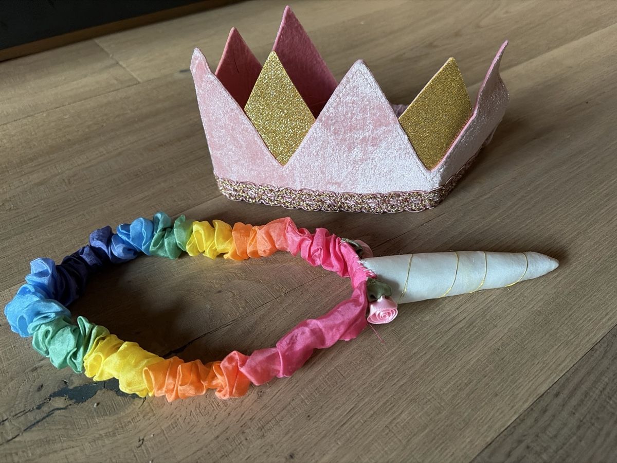 Accessori per capelli: Einhorn Haarband und Stoffkrone – Usato da Saanenmöser venduto da ballerinas