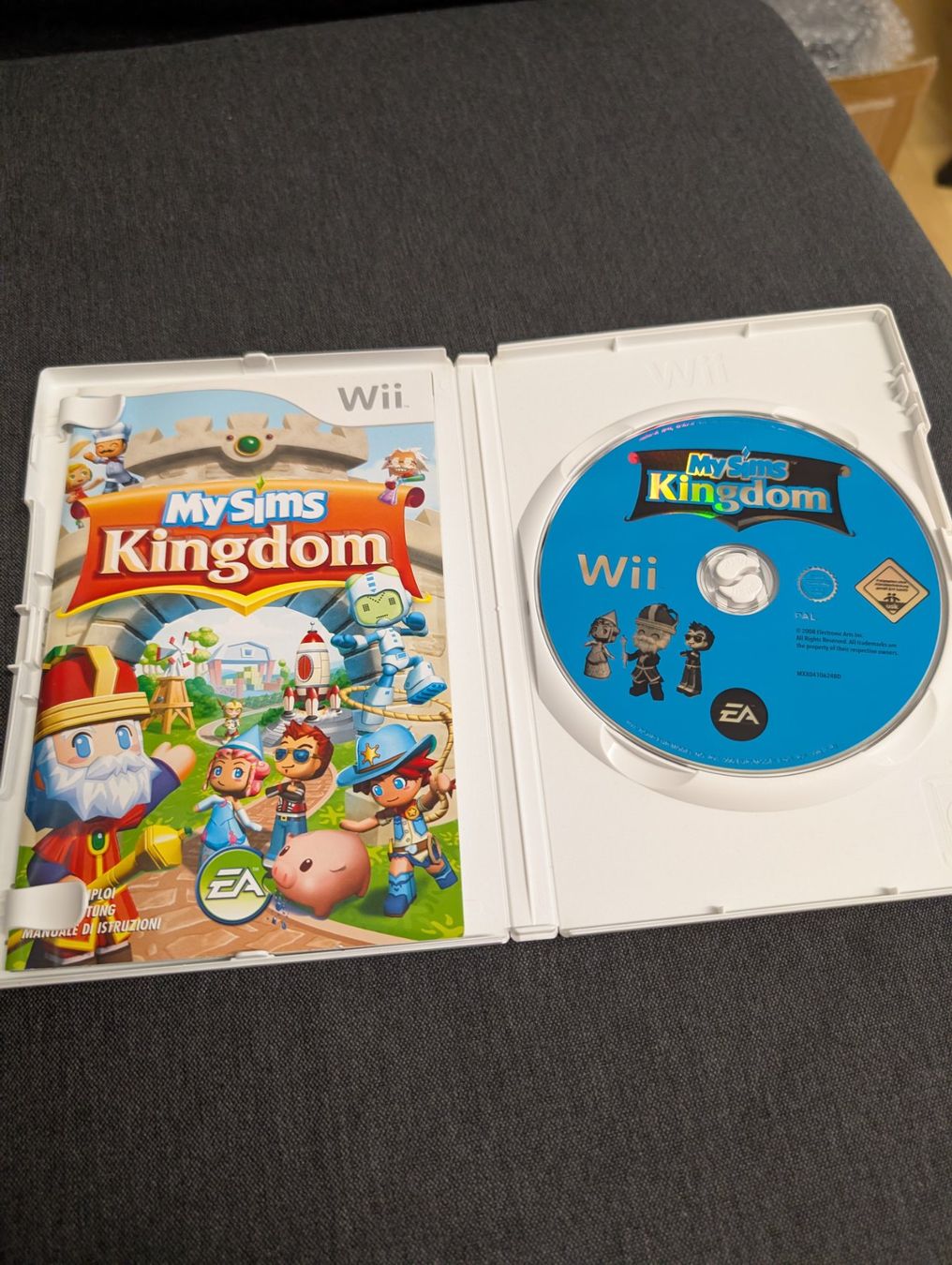 Jeux: My Sims kingdom Nintendo Wii – D'occasion à Giubiasco par Ticinerd 2