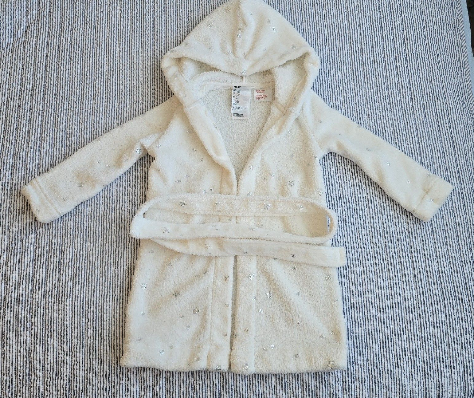 H&M Accappatoi: Kinderbademantel Grösse 98/104 – Usato da Buchberg venduto da MaddieF