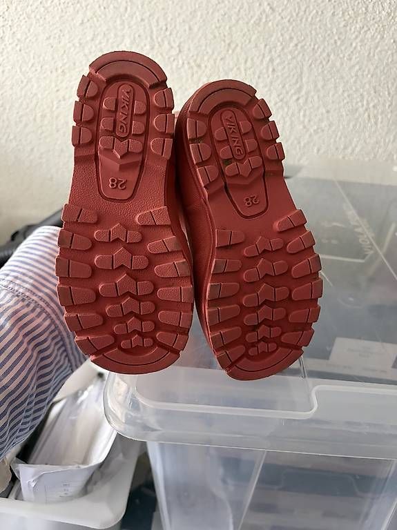 Scarpe per ragazzi: Gummistiefel Viking Gr. 28 – Usato da Zürich venduto da vio_vv97 2