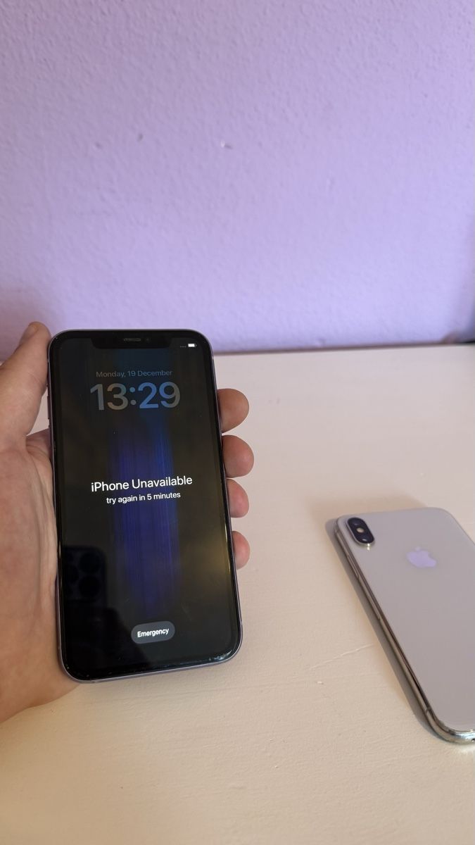 Apple Portables: iPhone 8, X und 11  – D'occasion à Däniken SO par sunnyresales 5