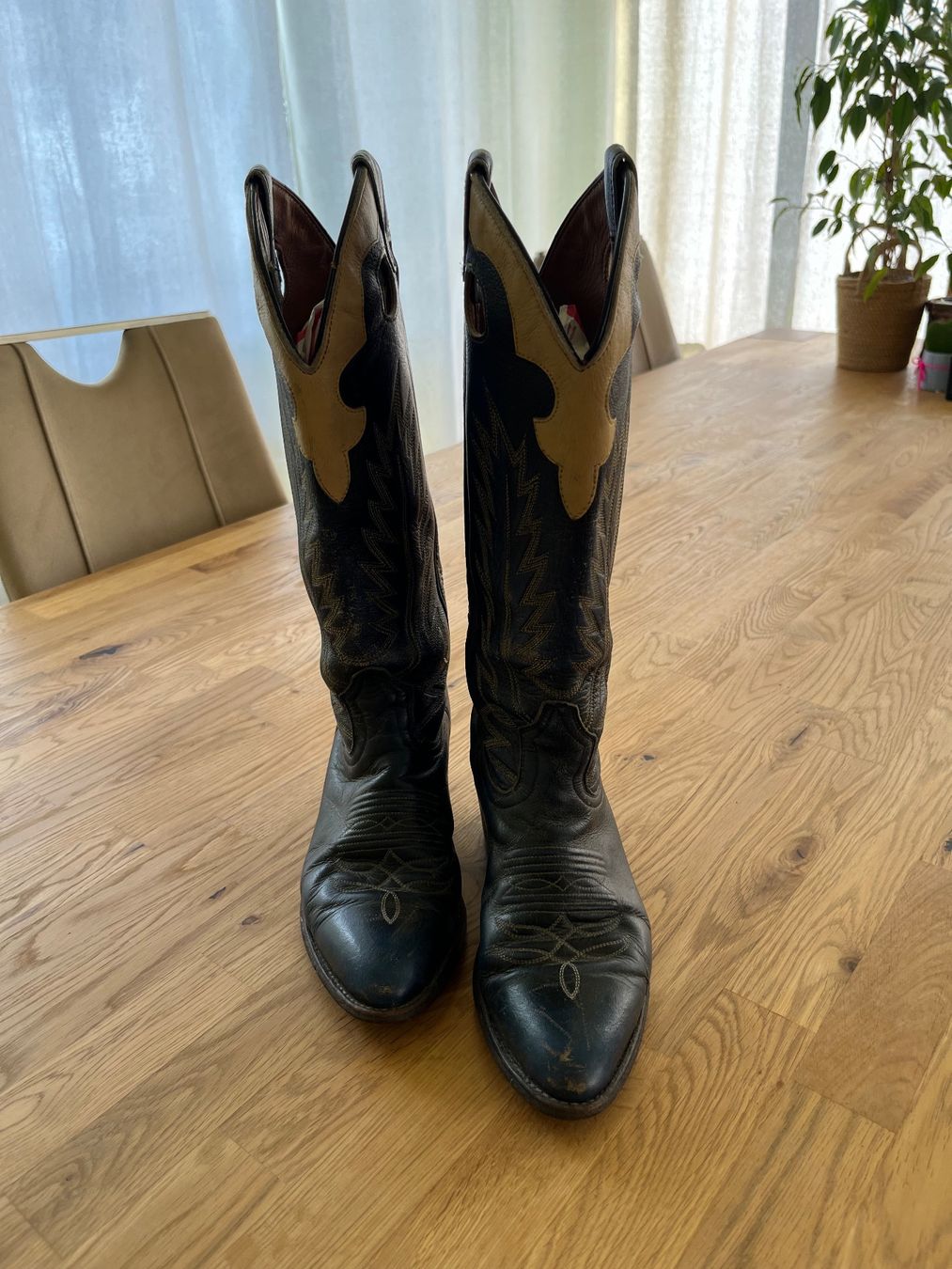 Scarpe da donna: Cowboy Boots Boulet, size 7 / 38.5 – Usato da couvet venduto da Warabiise 2