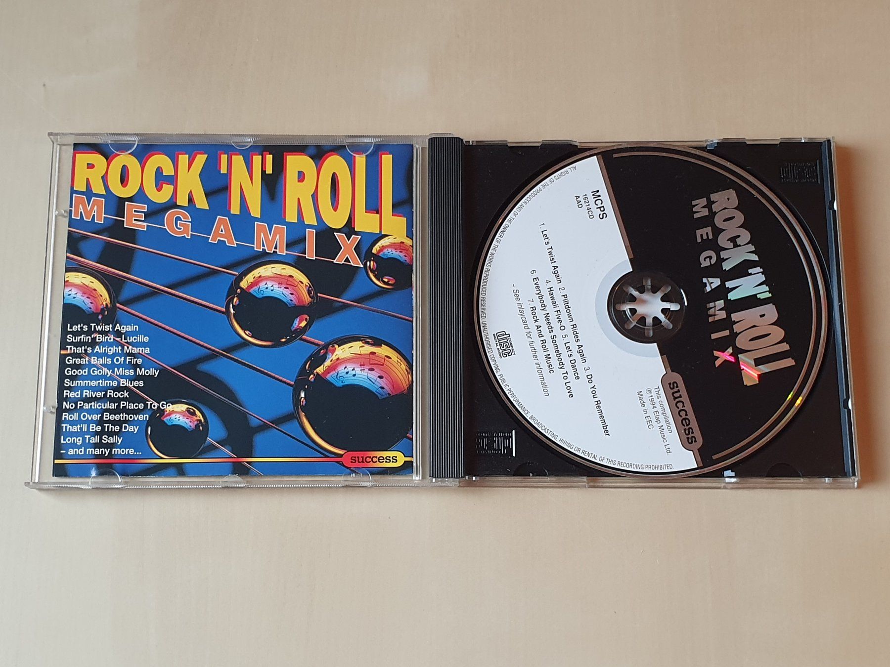 CDs: Rock n Roll Megamix – Gebraucht aus Stansstad von collectorsshop 2