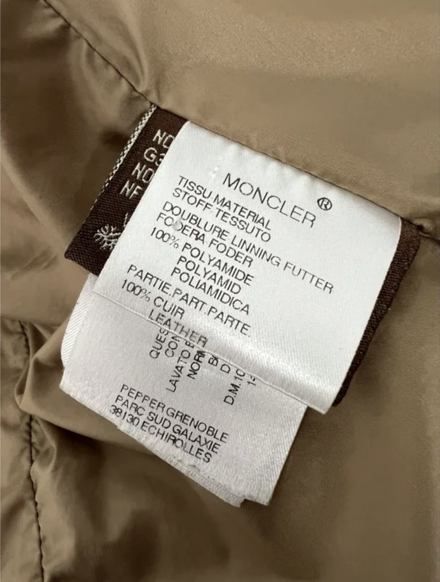 Moncler Cappotti: Moncler Downcoat, size M – Nuovo (secondo la descrizione) da Oberrieden venduto da ElsaL 2