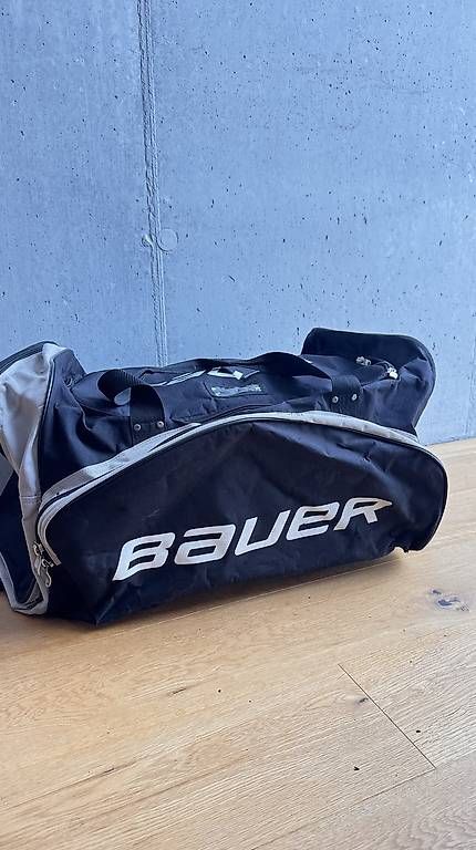 Bauer Borse: Bauer Wheeled Bag  Grosse Eishockeytasche – Usato da Koblenz venduto da lic_n9pm