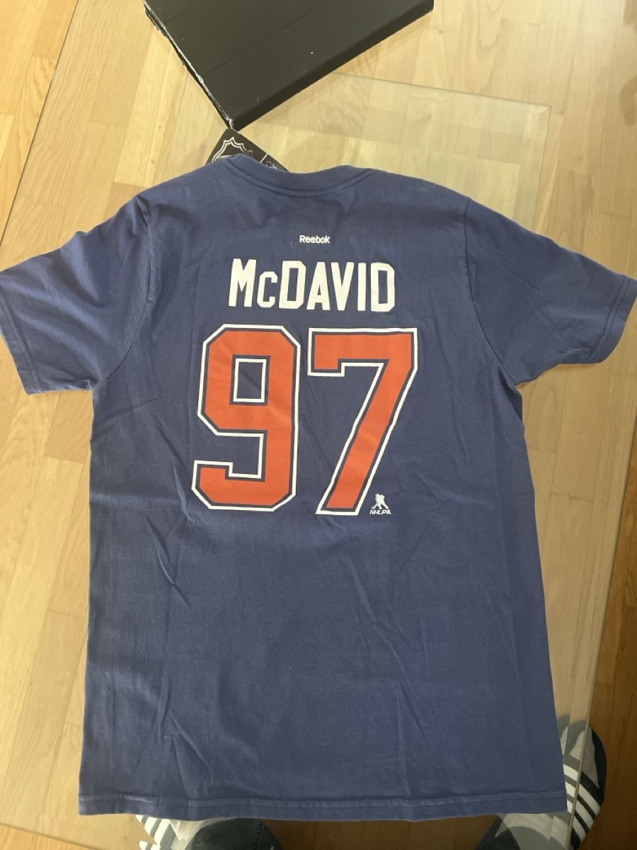 NHL T-shirts: McDavid Shirt – Neuf avec emballage d'origine à Huttwil par Karly24 1
