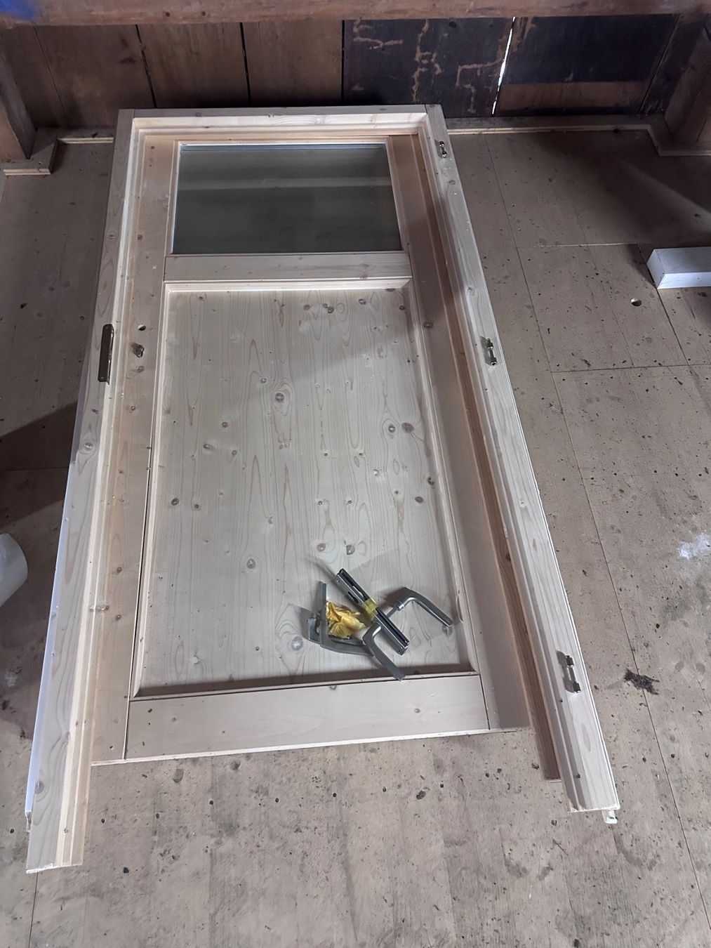 Porte: 2 Nebeneingangstüren Holz ab Fr. 1.-- – Usato da Schüpfen venduto da Blueleader 1