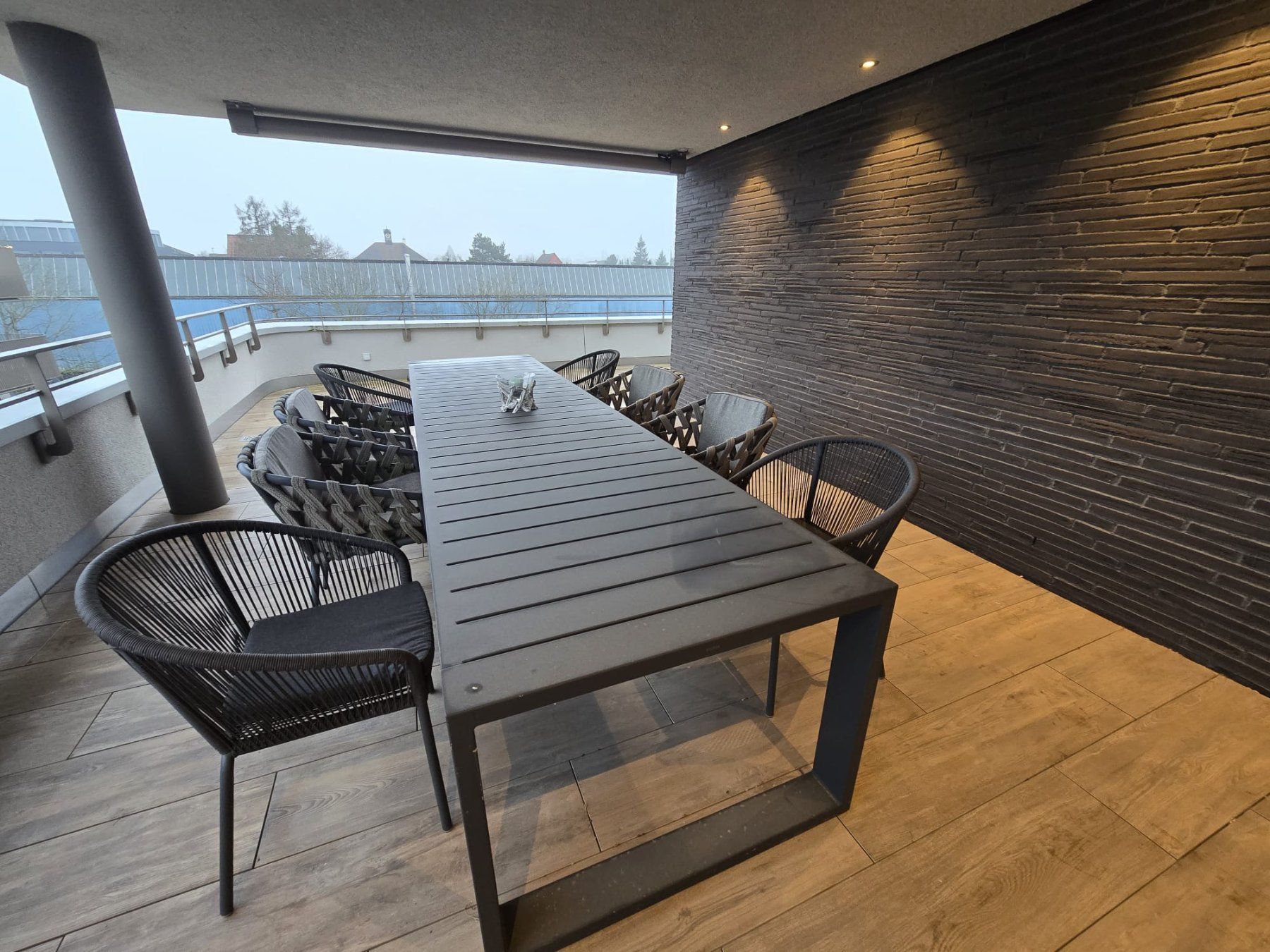 Poltrone: Borek Lounge-Sessel Tavira Slate 4 x – Usato da Bottighofen venduto da rjh_zh2x 4