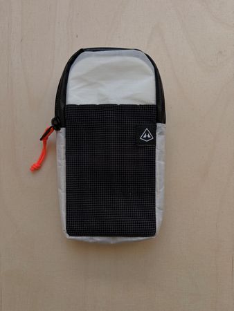 Hyperlite Mountaing Gear shoulder pocket