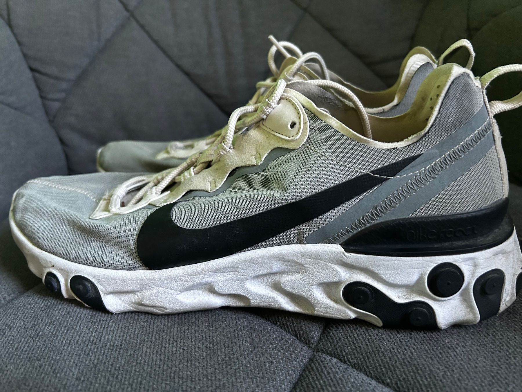 Nike Chaussures hommes: Nike React Element 55 – D'occasion à Allschwil par GrenzWert