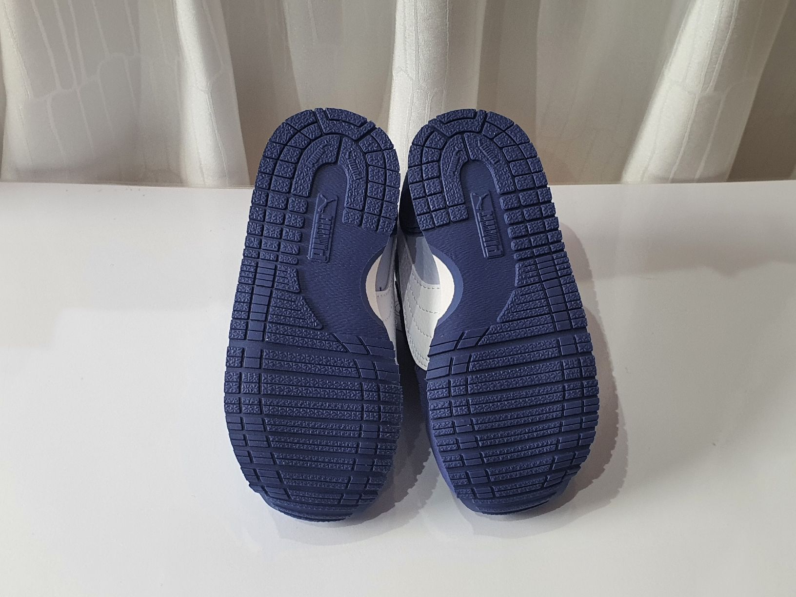 Puma Chaussures filles: Gr. 22 - Puma Kinderschuhe, Neu – Neuf avec emballage d'origine à Nürensdorf par kin_2jn6 4