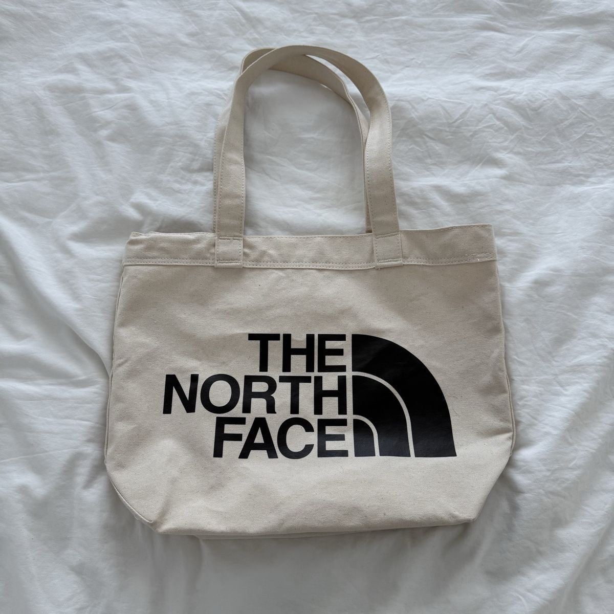 North Face Borse: Tasche North Face – Nuovo (secondo la descrizione) da Winterthur venduto da bonniescloset