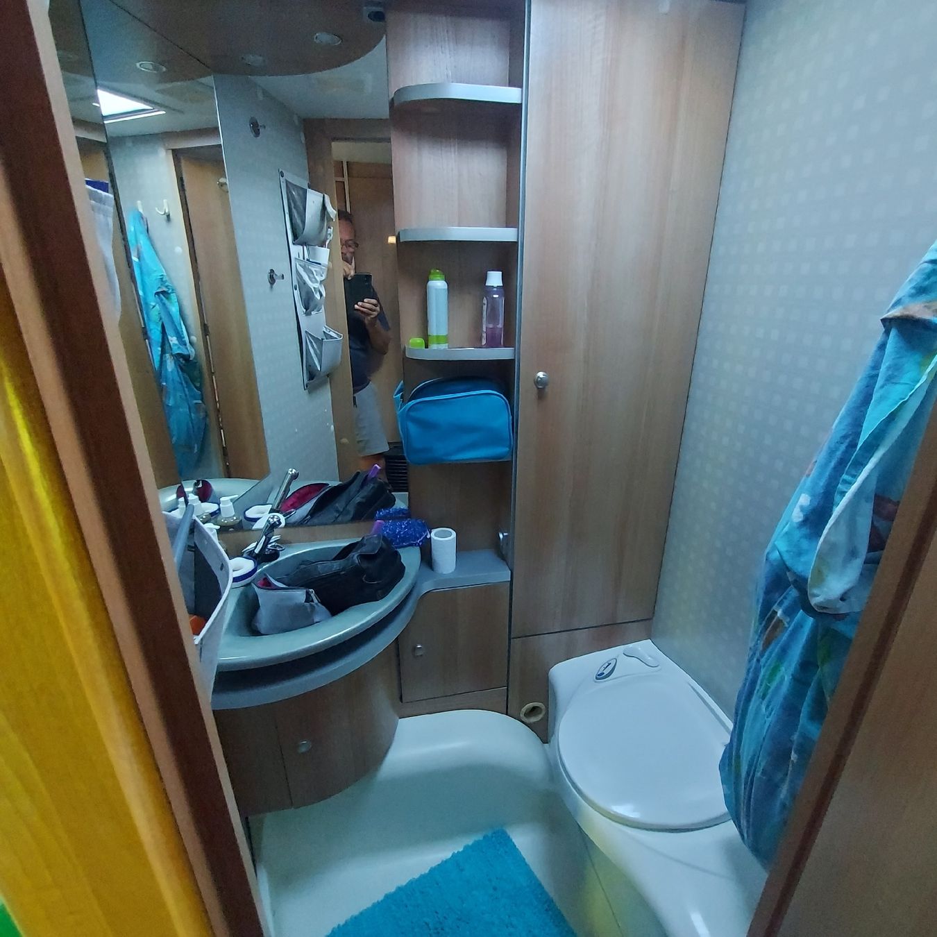 Bürstner Véhicules de camping: Bürstner Wohnwagen mit Einzelbetten – D'occasion à Widnau par Martinmaa 5