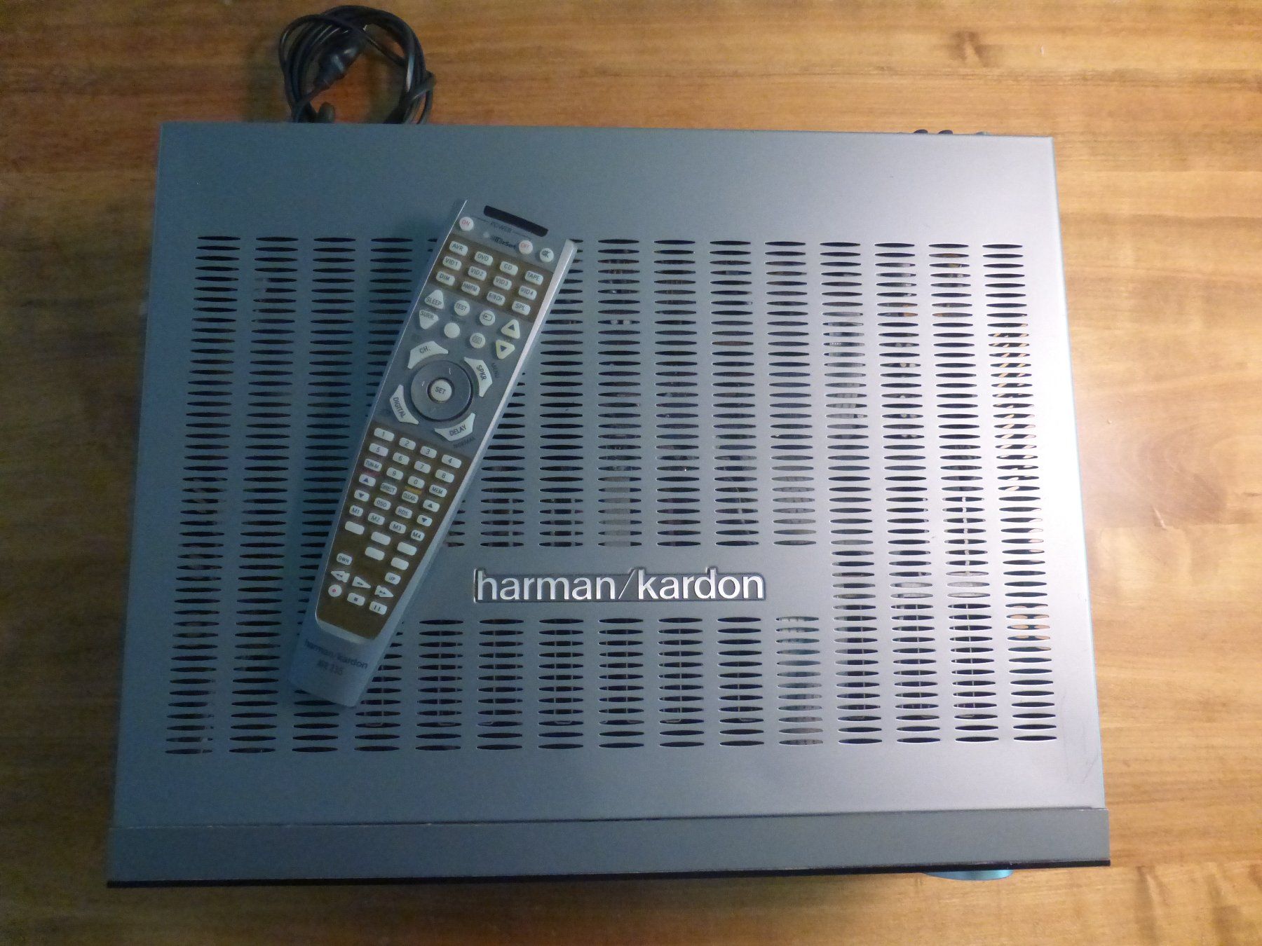 Harman-Kardon Amplificatori: Harman Kardon AVR 235 Verstärker – Usato da Zumikon venduto da psisound 7