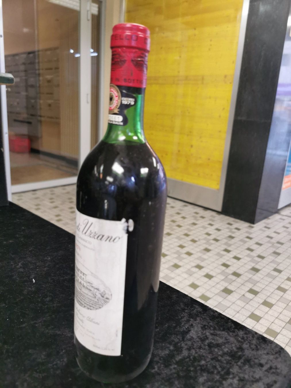 Vino: CASTELLO DI UZZANO 1979 – Nuovo (secondo la descrizione) da Genève venduto da Leboucheoreilles 7