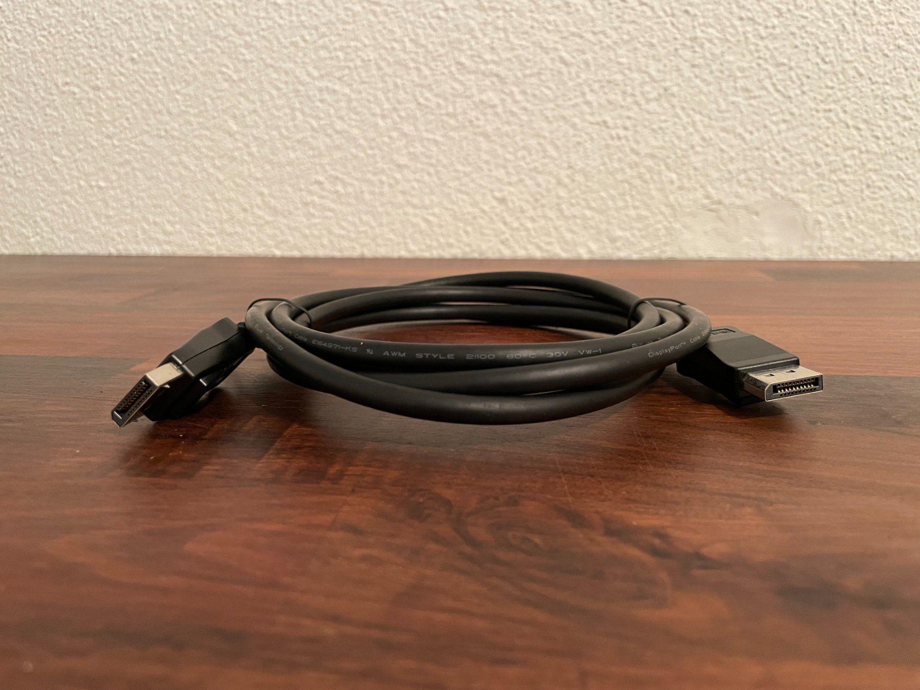 Cavi: Displayport Kabel, 2.0m, fabrikneu – Nuovo e nell'imballaggio originale da Mellingen venduto da Browser67 1