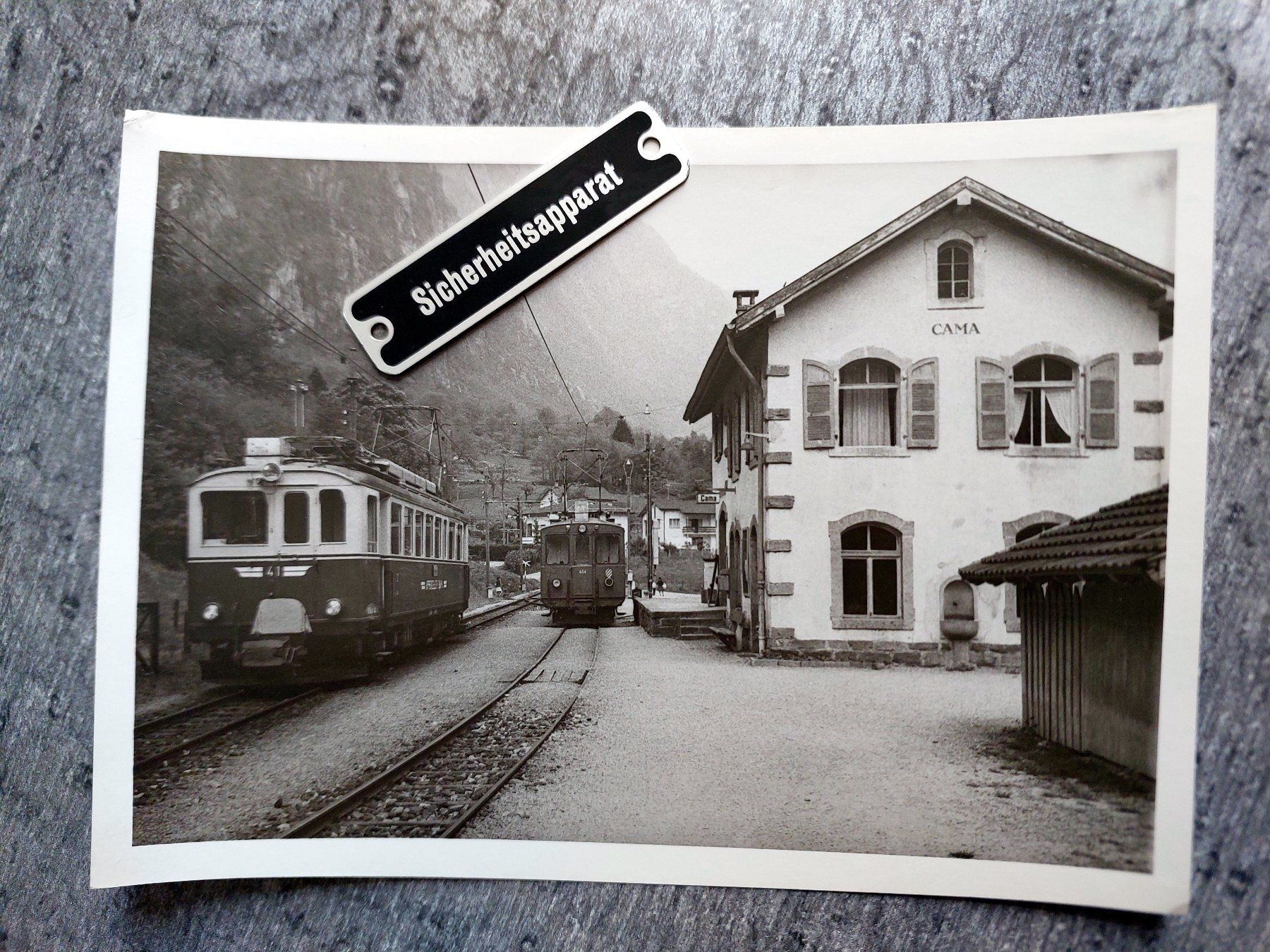 Ansichtskarten: RhB/BM Bahnhof Cama - Foto – Gebraucht aus Schönenwerd von Steidi