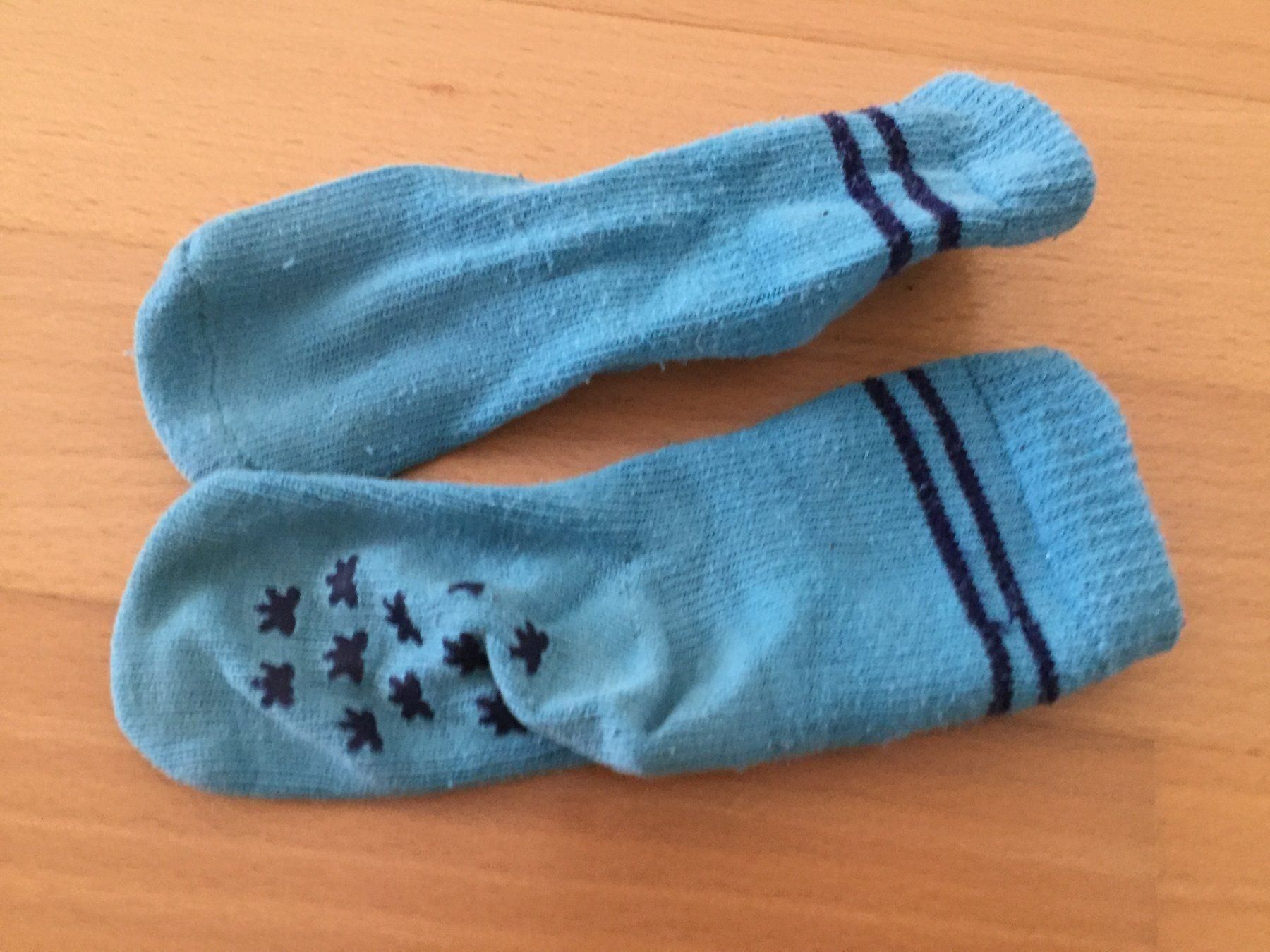 Calze per bambini: Noppensöckli blau – Usato da Muttenz venduto da Juvenile33