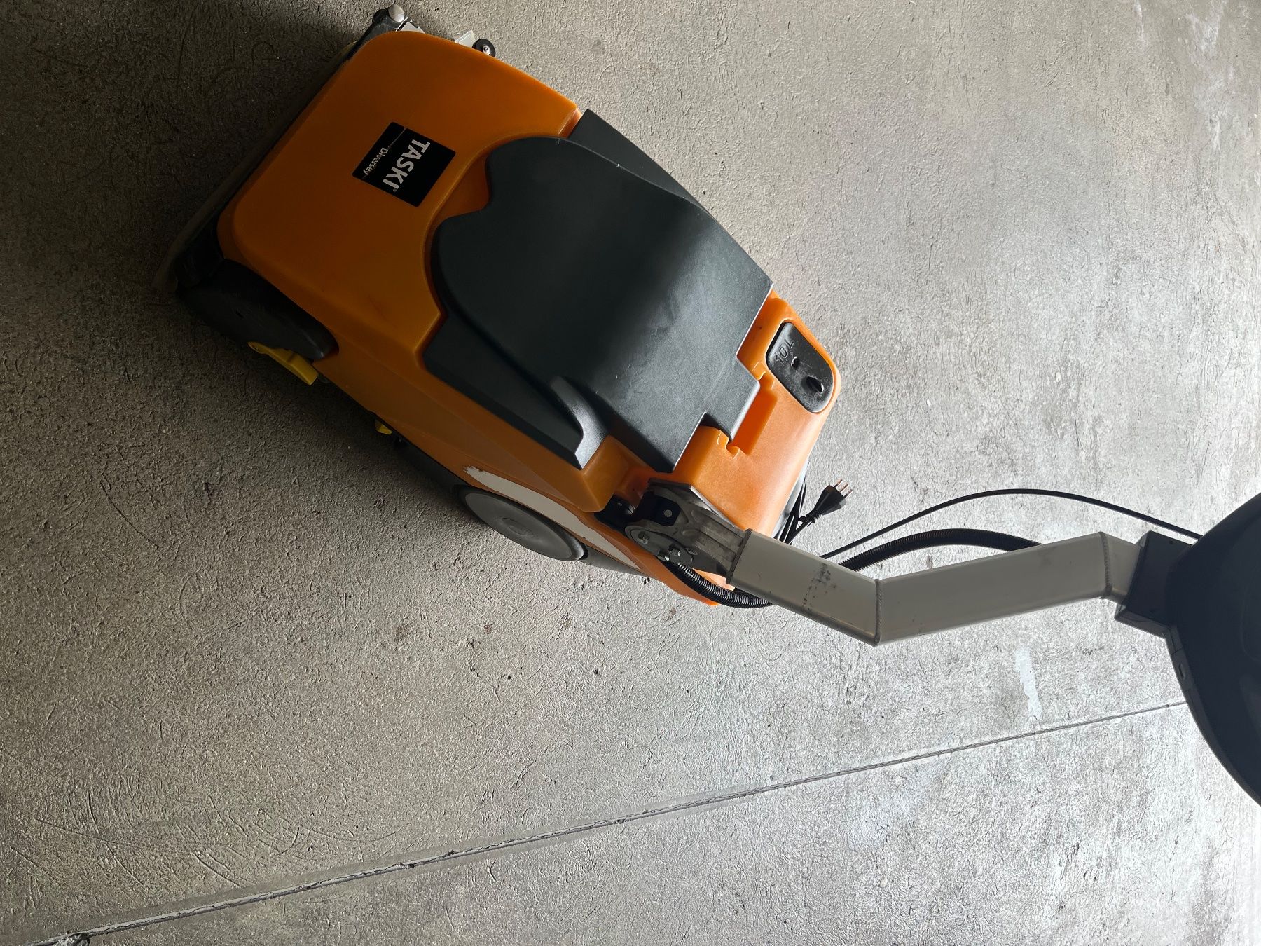 Alle Maschinen: Reinigungsmaschine Taski Swingo 350B – Gebraucht aus Grenchen von daj_d7l2 2